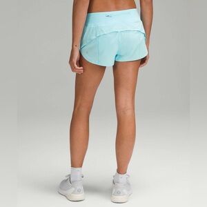 C - Lululemon Speed Up Low-Rise Lined Short 2.5"
Cyan Blue